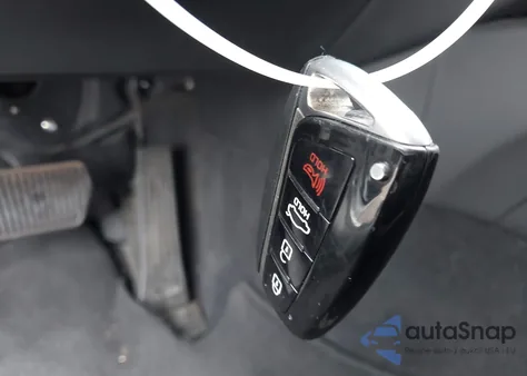 2015 Hyundai Genesis 3.8 из США, поврежденный, VIN KMHGN4JE6FU057110